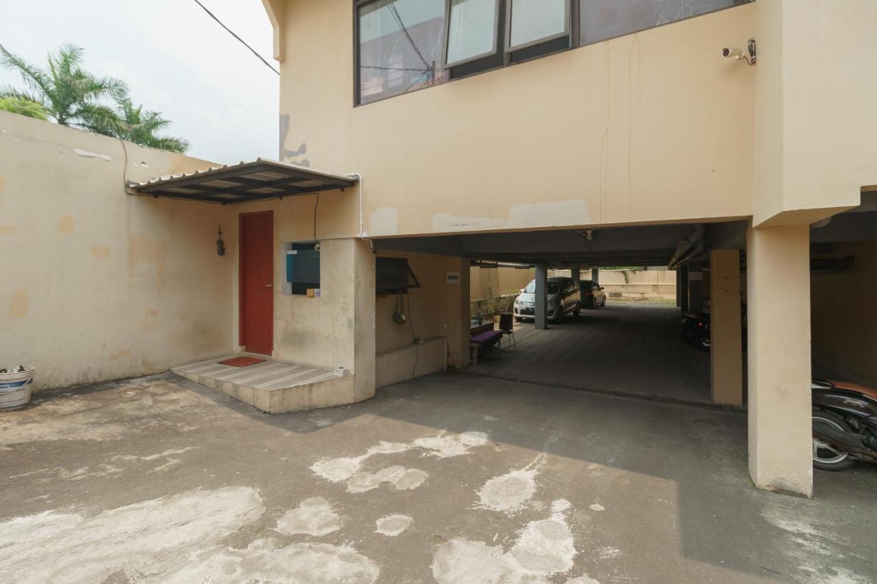 Koolkost Syariah Near Kampus Utama Universitas Budi Luhur Mencil Extérieur photo
