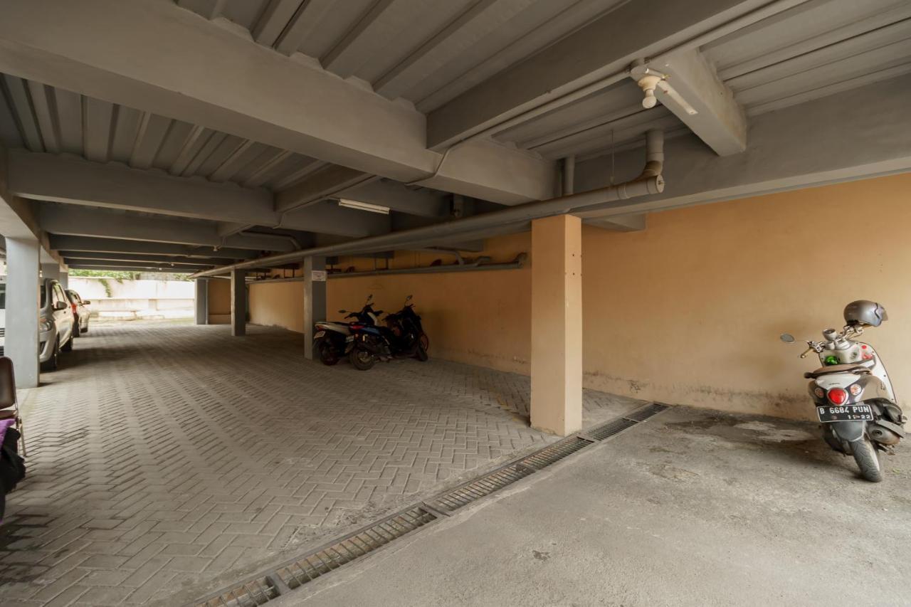Koolkost Syariah Near Kampus Utama Universitas Budi Luhur Mencil Extérieur photo
